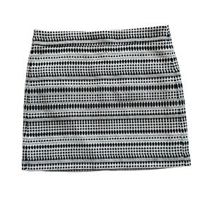 Loft Ann Taylor Black White Mini Skirt A-line Tweed size 14